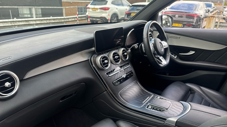 Mercedes-Benz GLC 220d 4Matic AMG Line Premium 5dr 9G-Tronic Diesel Estate